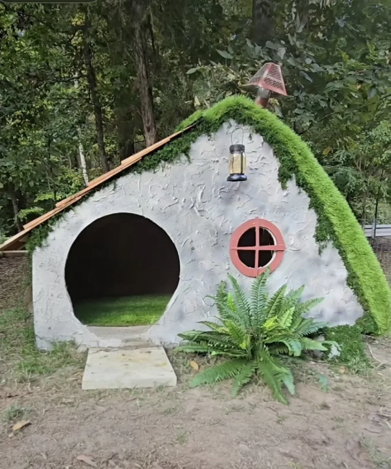 Chippie's Hobbit House with its grass roof and round red window